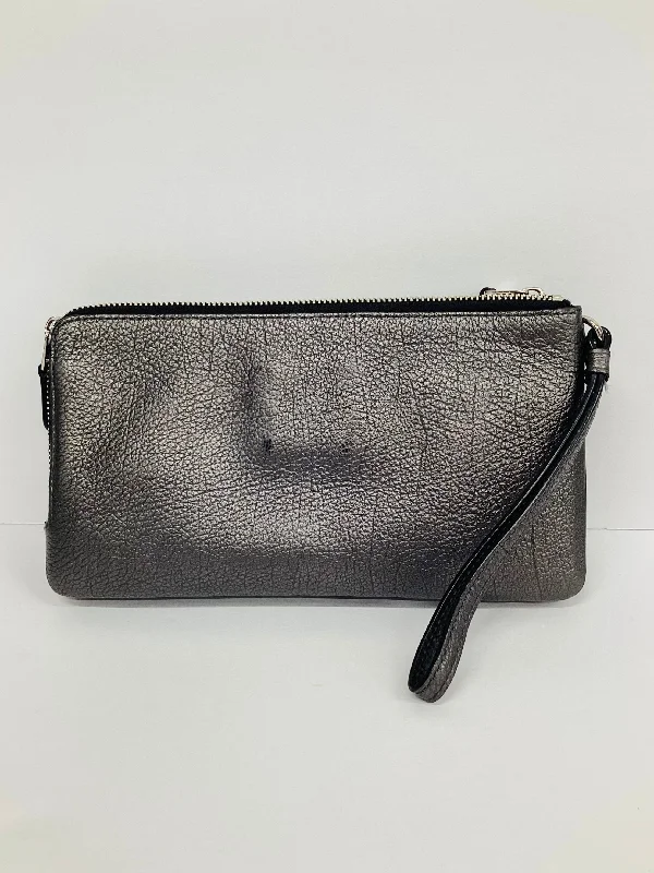 Wallet Designer By Coach  Size: Large