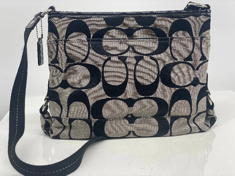 Handbag Designer By Coach  Size: Medium