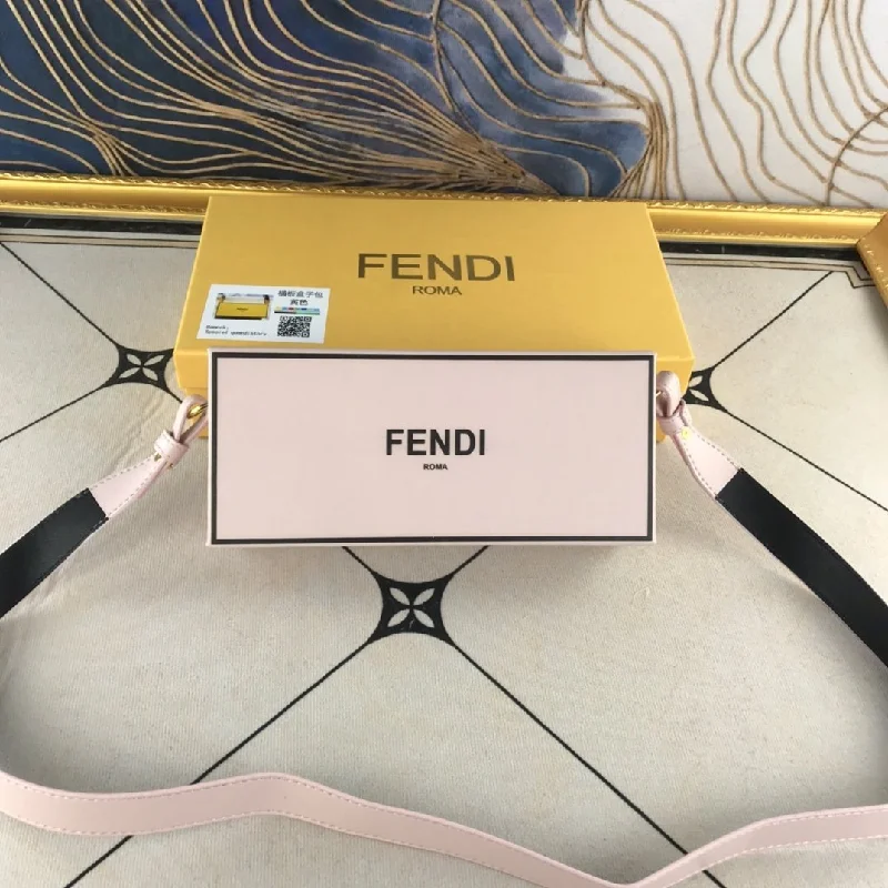 Luxury  Bags Fendi 052