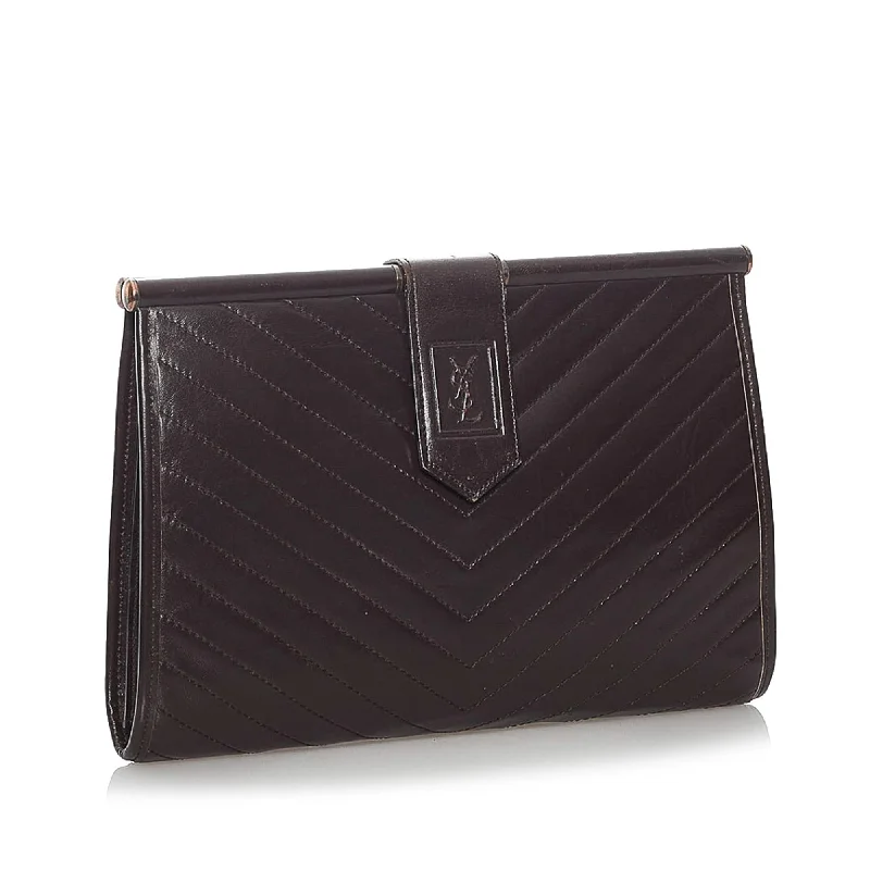 Saint Laurent Chevron Leather Clutch Bag (SHG-29906