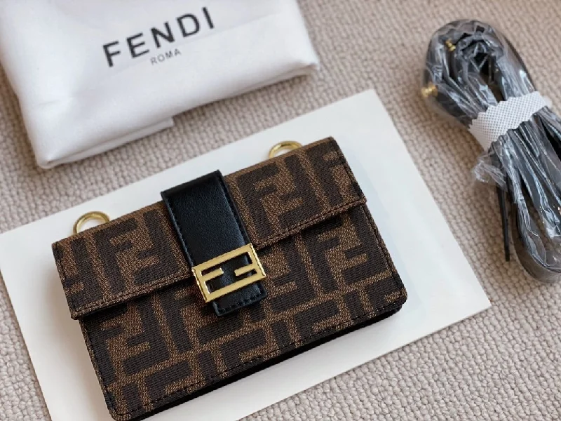 Luxury  Bags Fendi 130