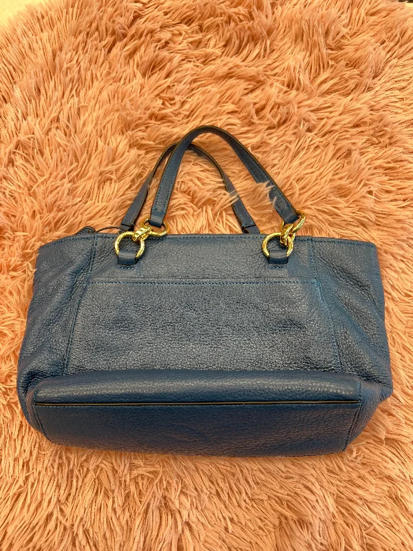 Handbag Designer By Coach  Size: Small