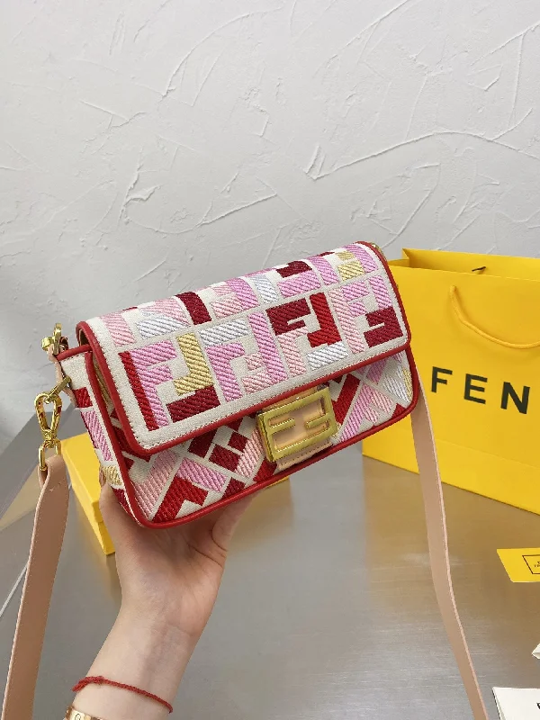 Luxury  Bags Fendi 119