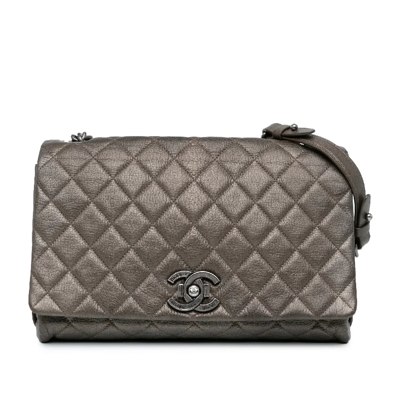 Gray Chanel Large Quilted Goatskin City Rock Flap Shoulder Bag