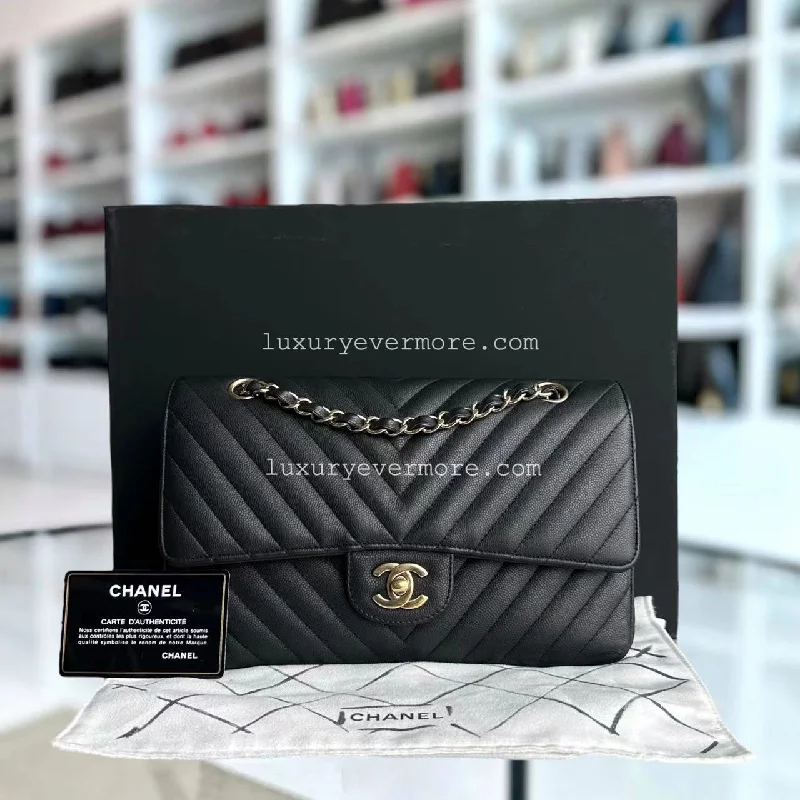 Chanel Classic Flap Medium - Caviar 25CM Chevron Grained Calfskin Black Golden Hardware Series 27