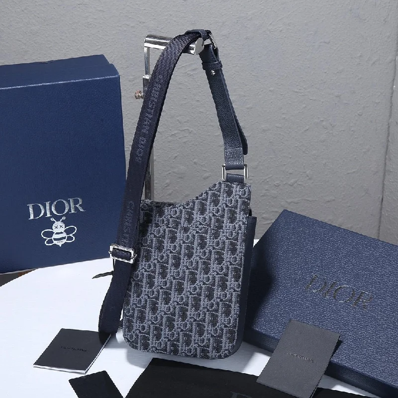 Christian Dior Bags  852